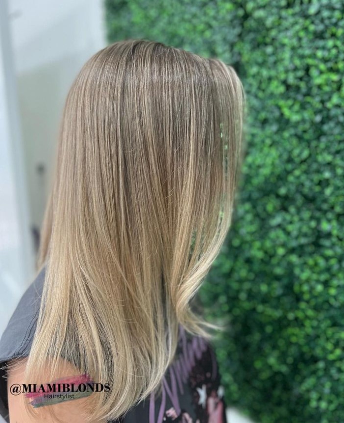 Ksenia, Color & Blond Specialist - Фото 3