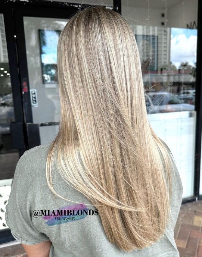 Ksenia, Color & Blond Specialist - Фото 7
