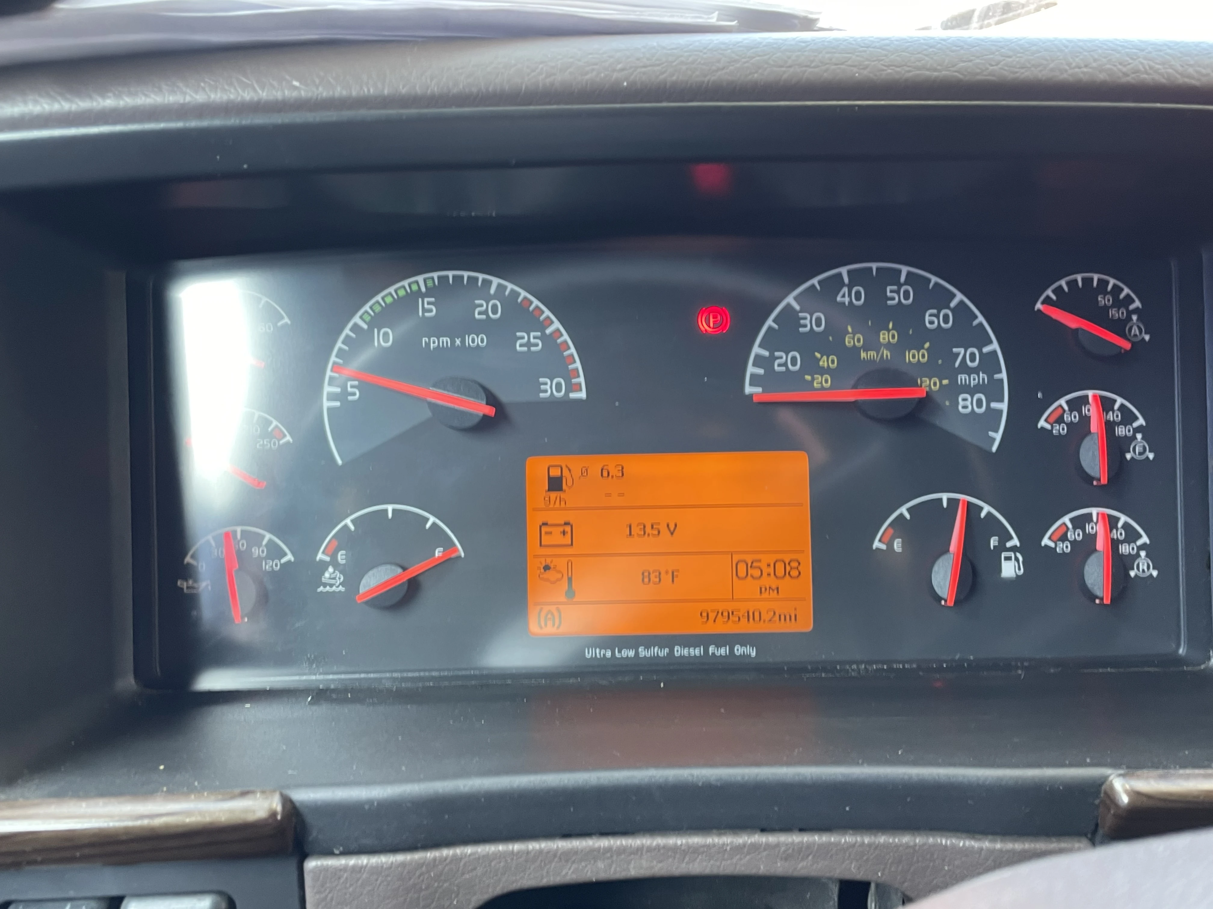 2012 Volvo VNL42T670