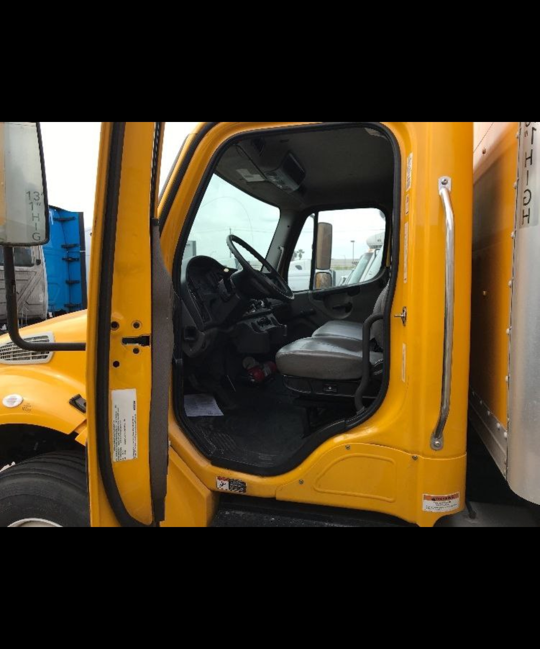 2020 Freightliner BUSINESS CLASS M2 106 - Фото 2
