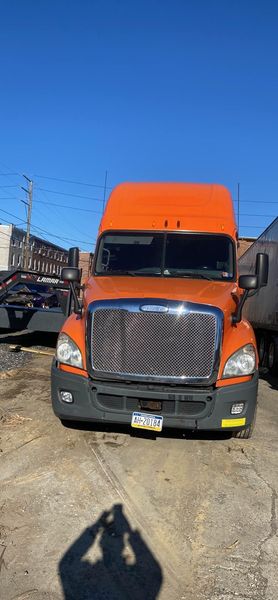 Freightliner Cascadia for Sale - Фото 2
