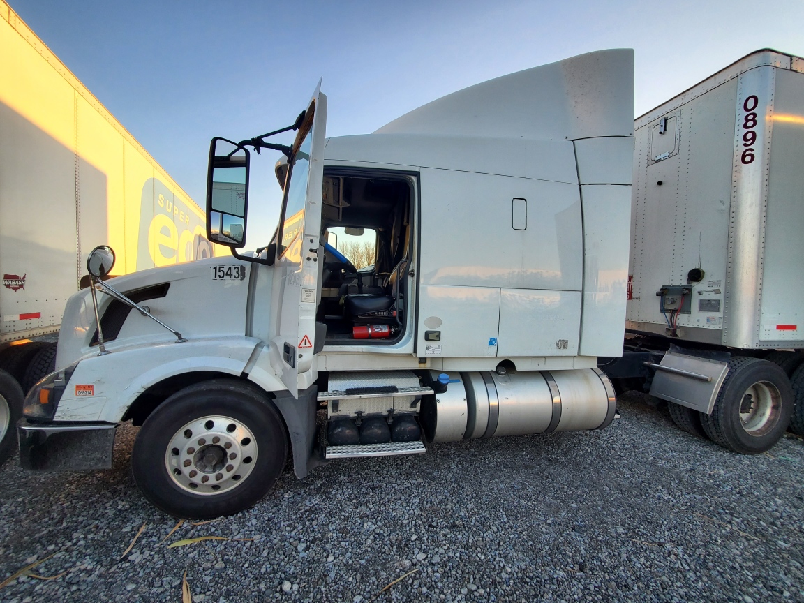 2011, VNL 630 for Sale - Фото 2