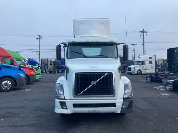 2014 Volvo vnl64t300 - Фото 3