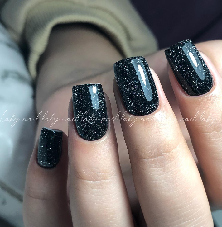 Saule, Manicure - Фото 4