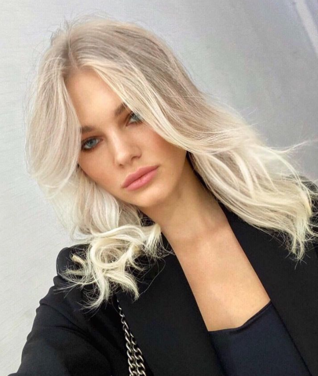 Alex, Hair Colorist - Фото 3