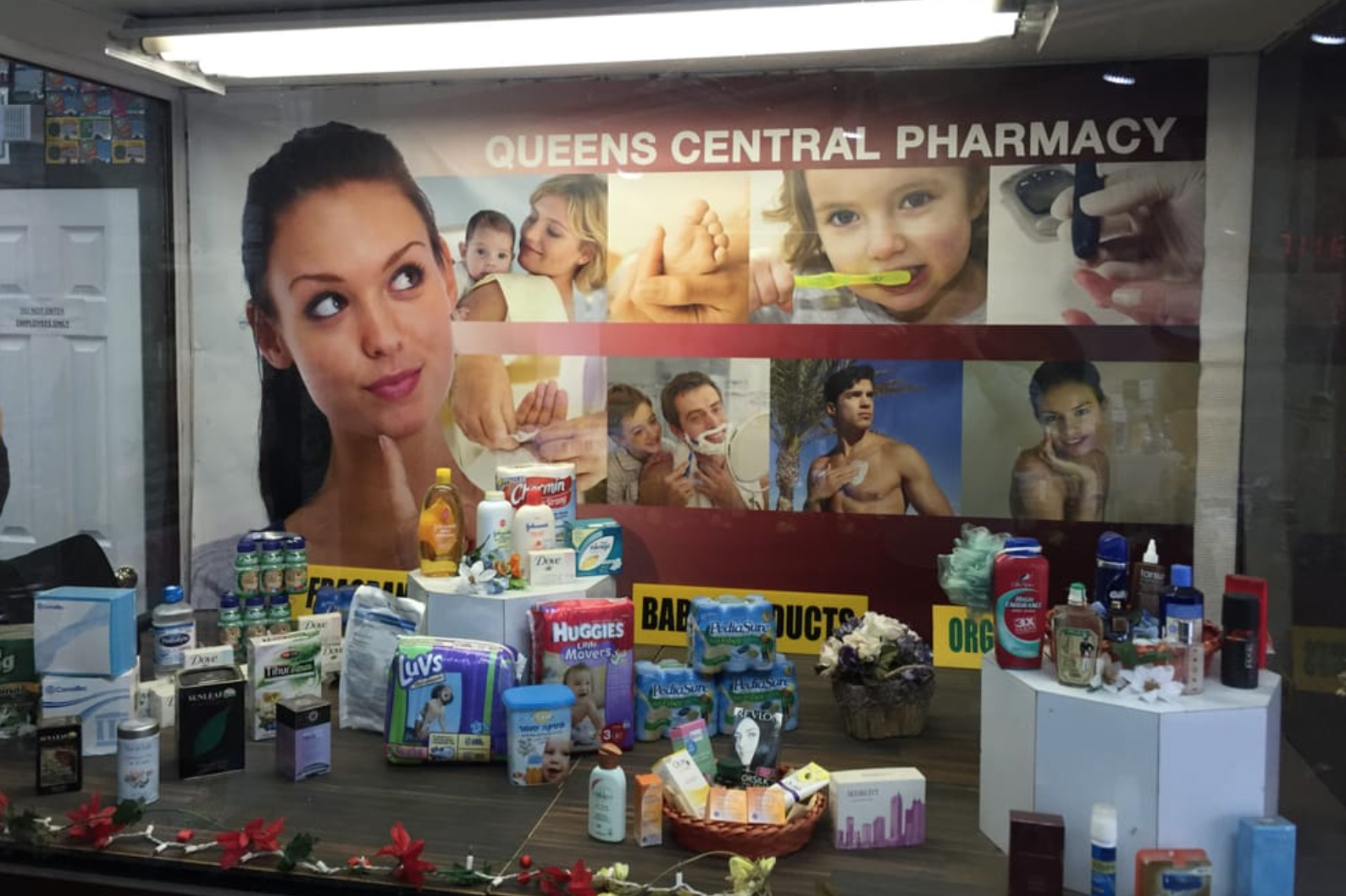 Queens Central Pharmacy-Q - Фото 3