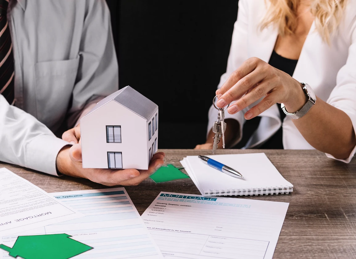 Casey Podczerwinski Real Estate