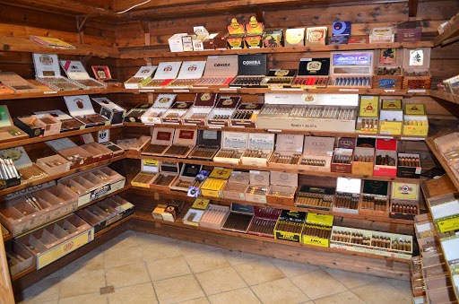 Smoky's Cigars & Cigarettes - Фото 4