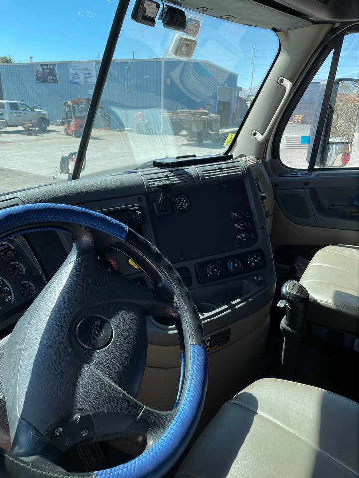 2016 Freightliner Cascadia for Sale - Фото 4