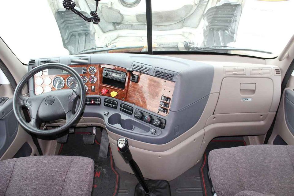 2017 FREIGHTLINER GLIDER KIT CASCADIA - Фото 4