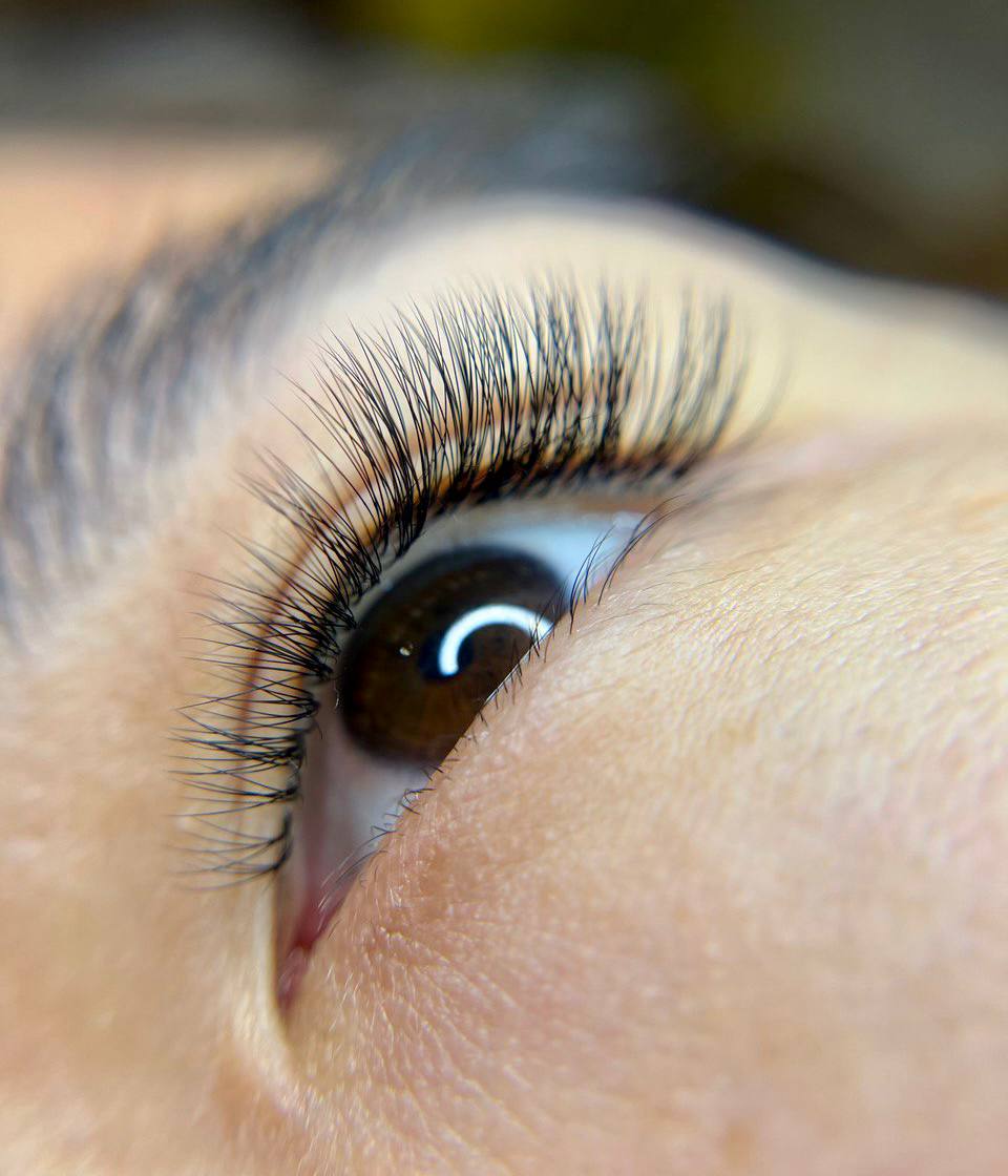 Эржин, Услуги по Наращиванию и BOTOX Ресниц - Фото 2