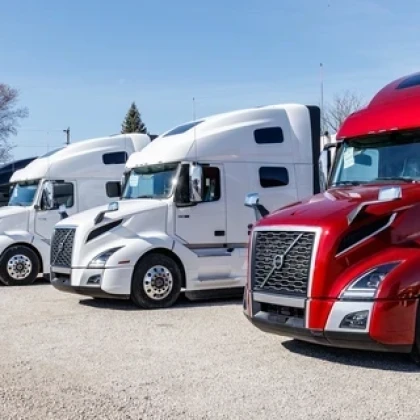 photo-volvo-truck-for-sale-2