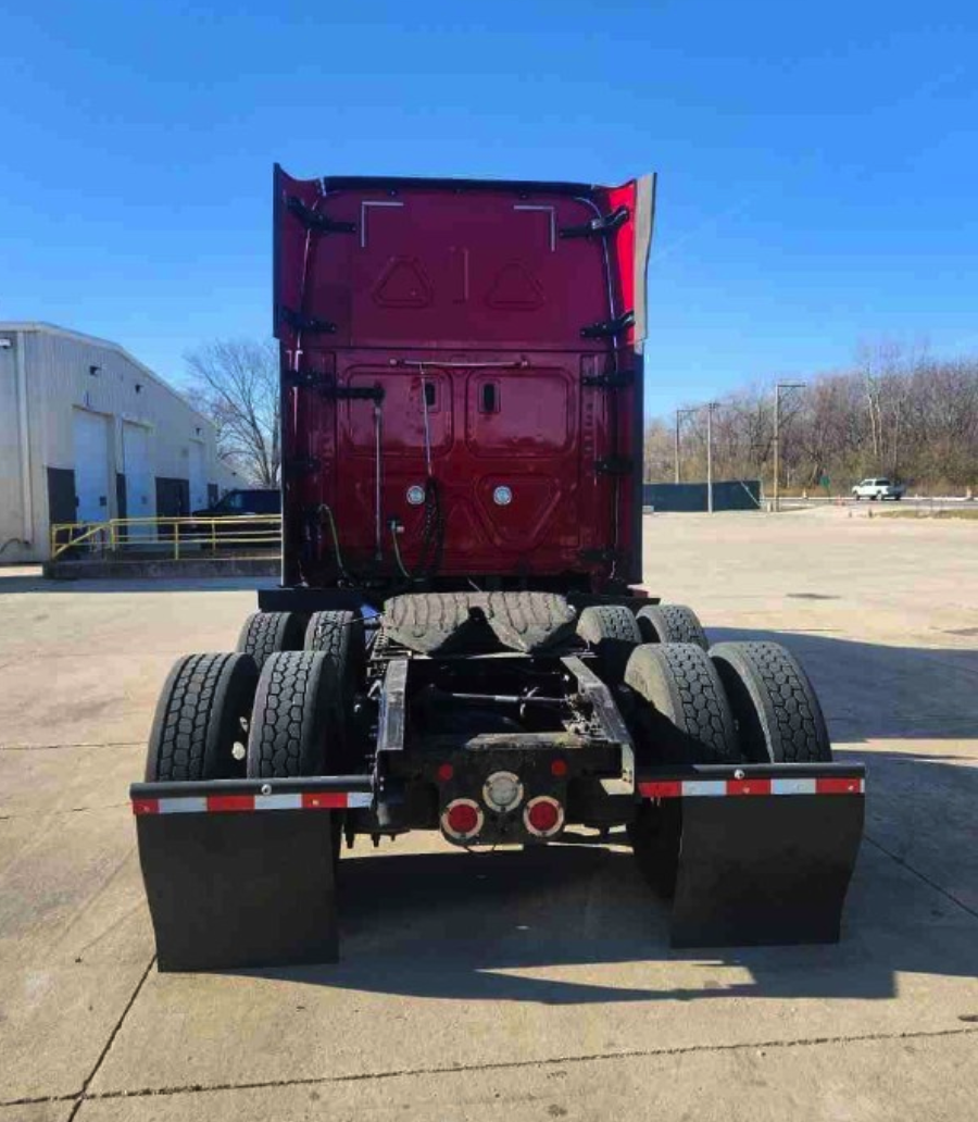 Freightliner Cascadia 126 2018 - Фото 4