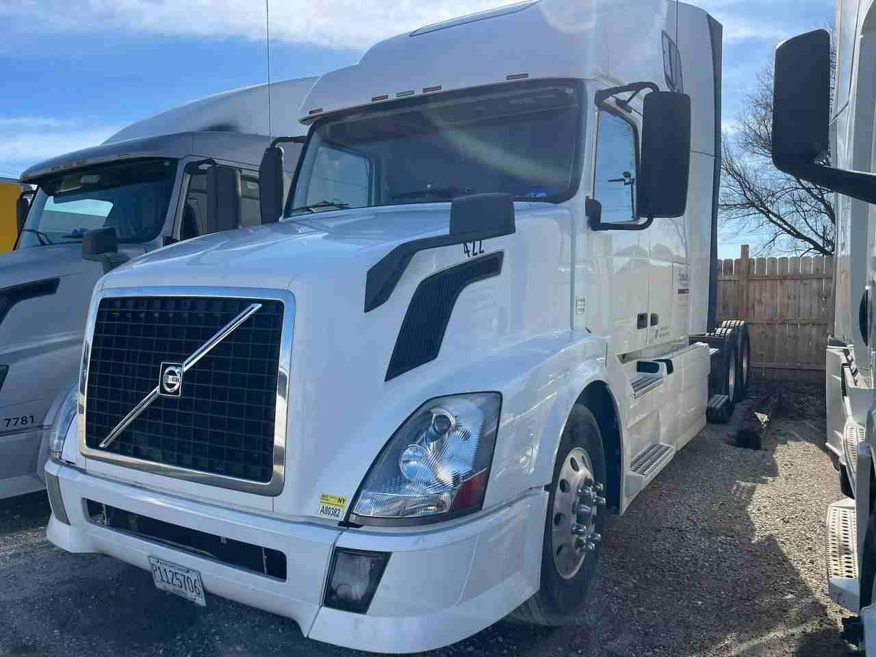 Volvo VNL 670 for Sale - Фото 6