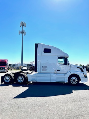 Volvo VNL 670, 2014 - Фото 4