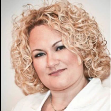 pawlusiewicz-katarzyna-dds-photo