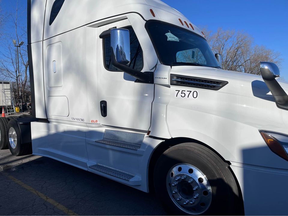 Продажа Трака 2022, Freightliner Cascadia - Фото 4