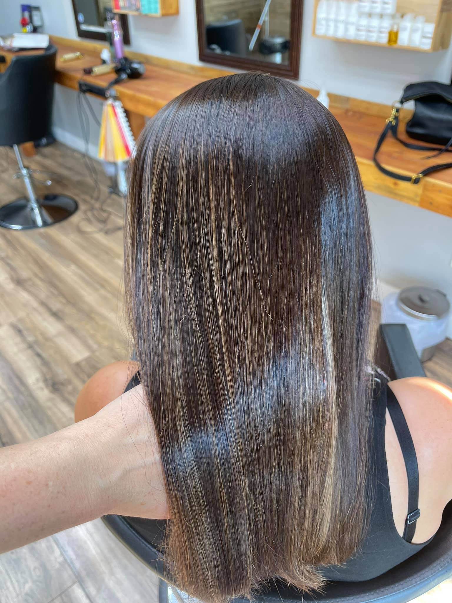 Main St. Hair & Beauty in Lodi - Zdjęcie 3