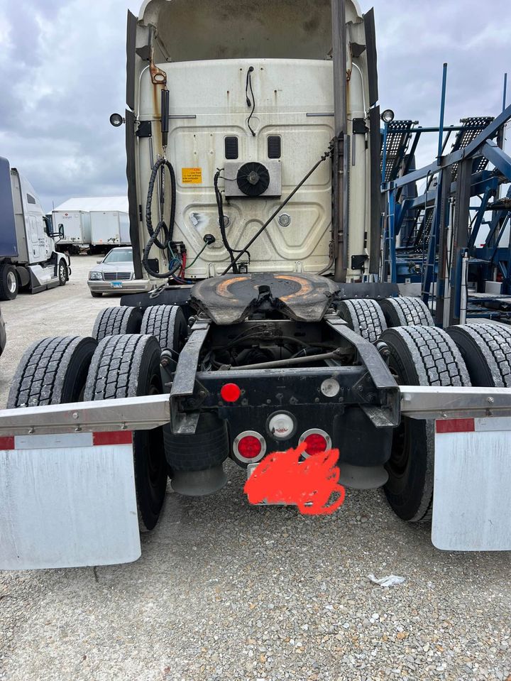 Freightliner Cascadia for Sale - Фото 4