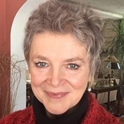 joanna-koperski-real-estate-broker-photo