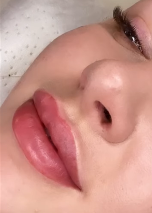 Вікторія, Пудра для питтингу Briv and Lips - Перманентний макіяж - Фотографія 2
