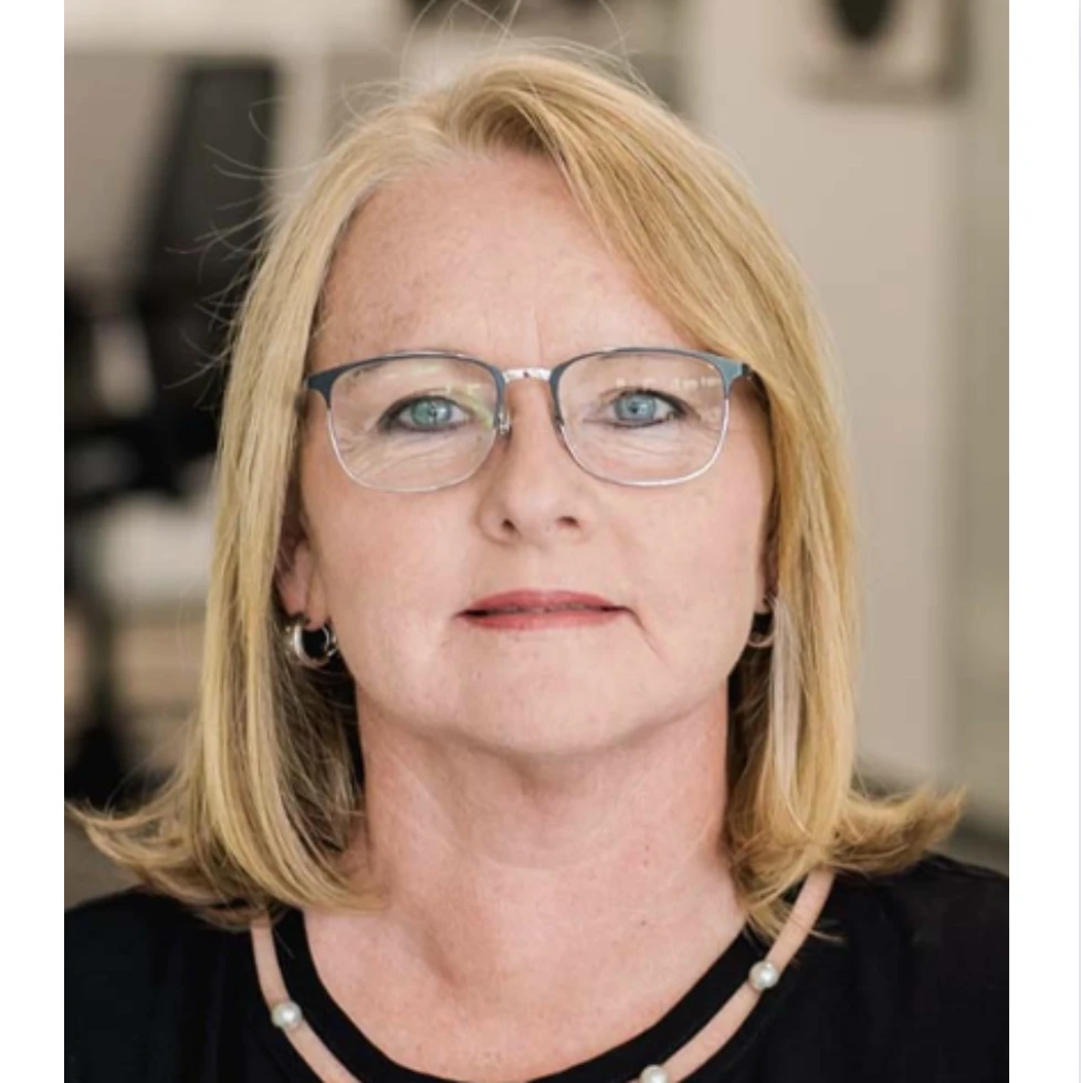 Maria Turczanik - Connecticut, IL Real Estate Agent