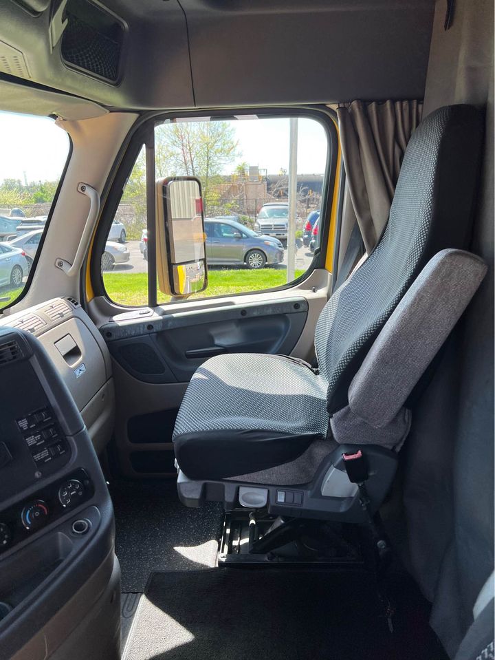 2014 Freightliner Cascadia - Фото 2