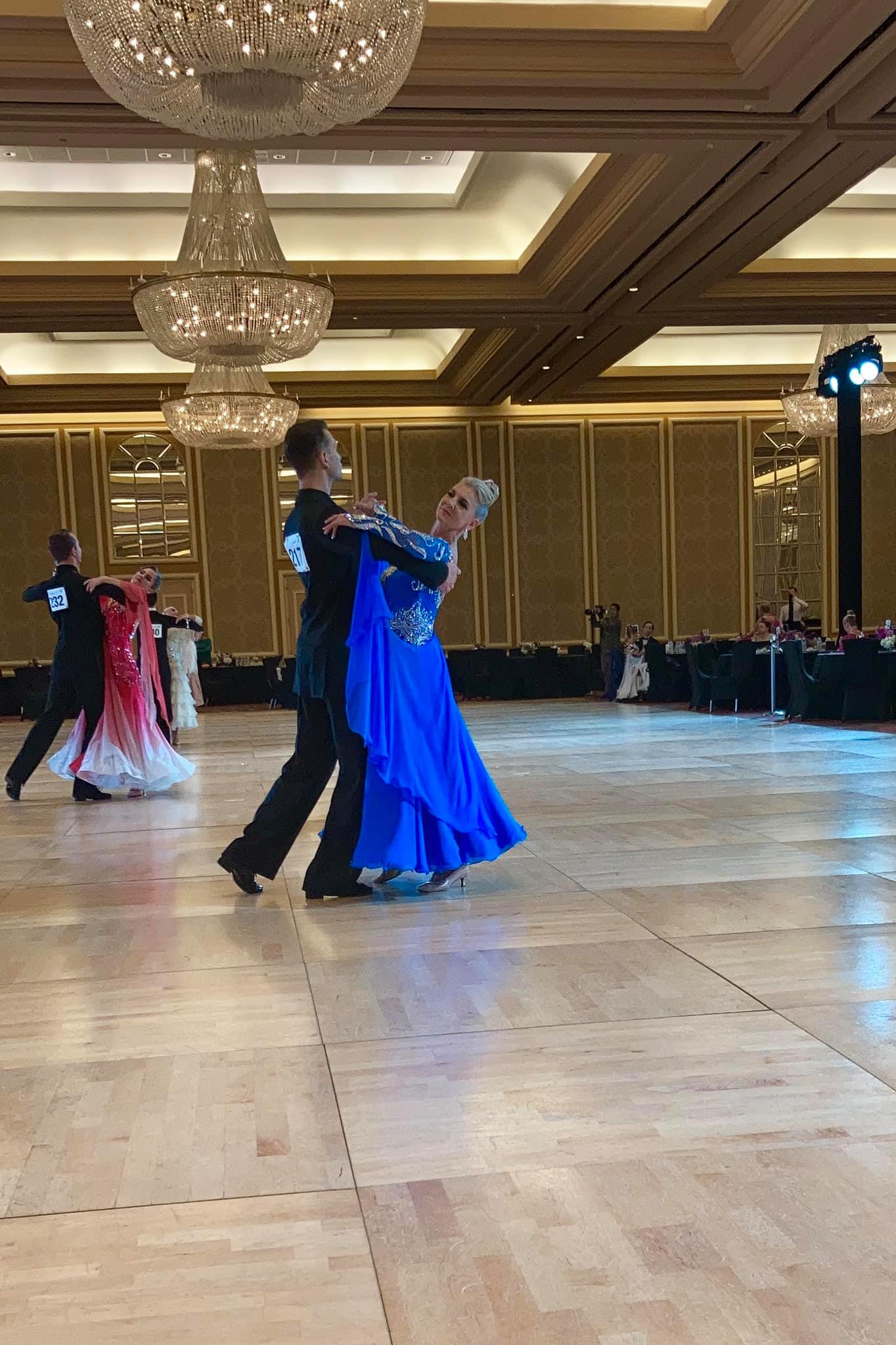 Dance Glamour Lekcje tańca towarzyskiego Artur Kozuń Monika Pyrgiel - Zdjęcie 4