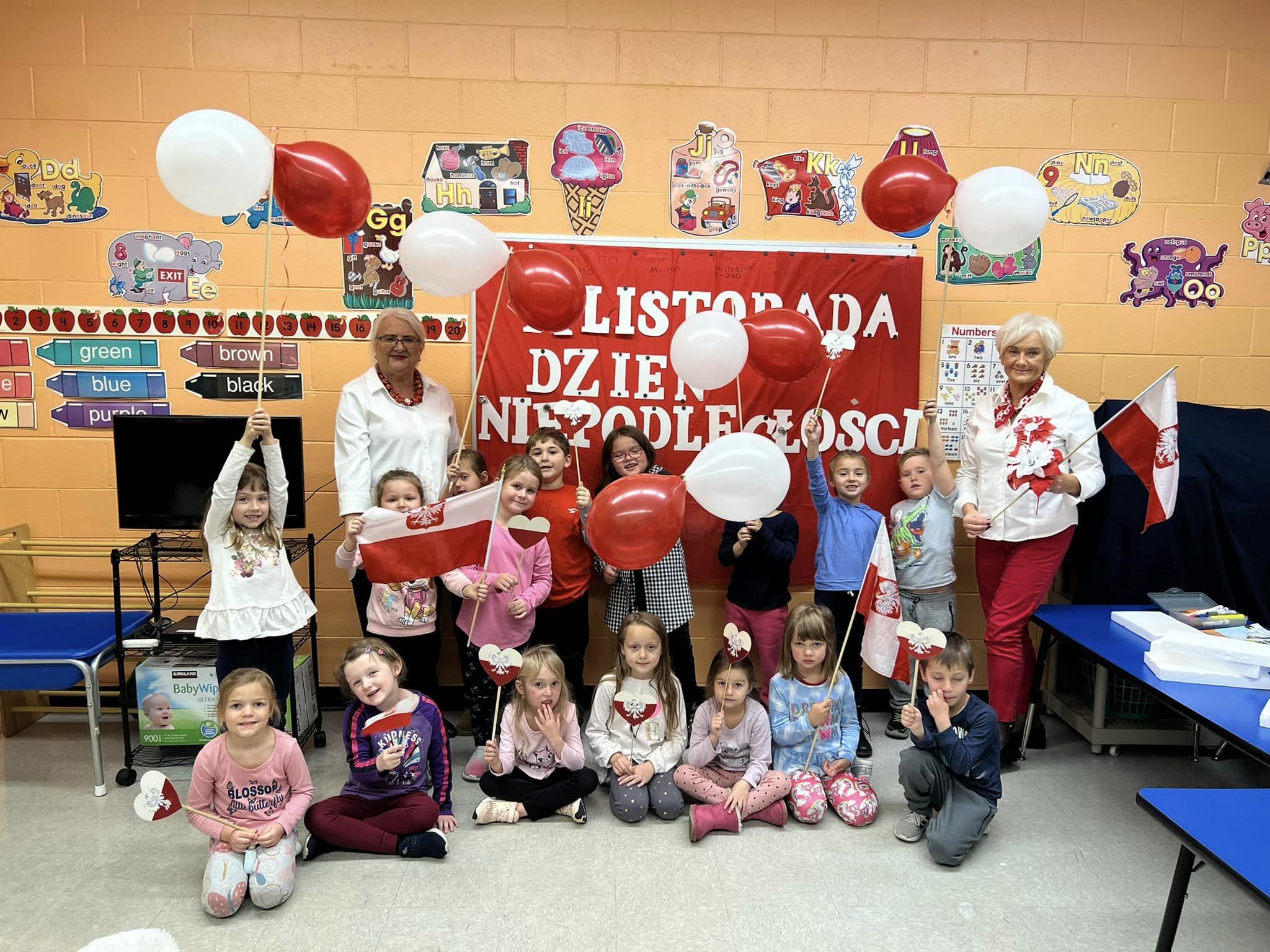 Polska Szkoła im. Króla Kazimierza Wielkiego w Orland Hills, Illinois - Zdjęcie 4