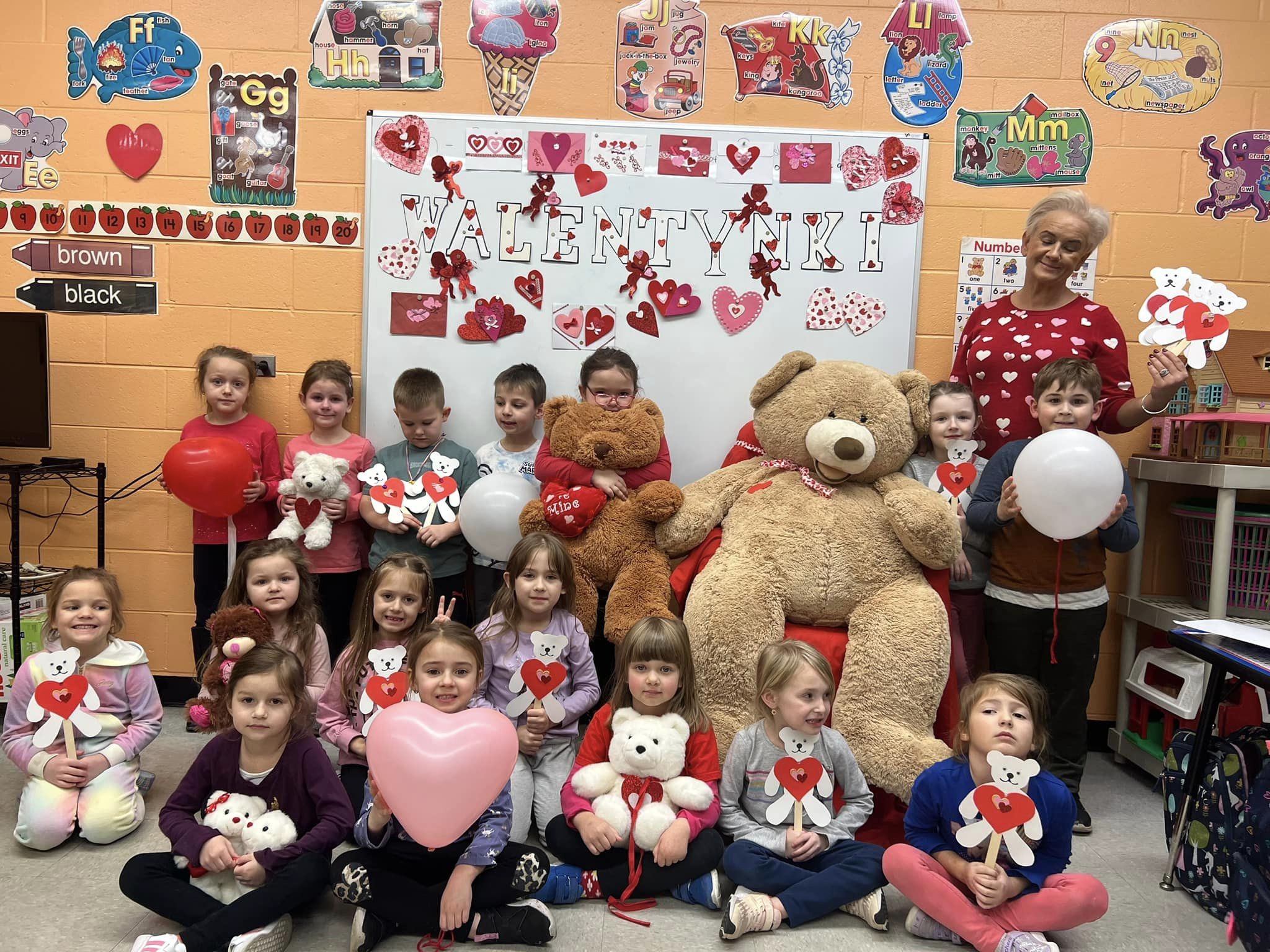 Polska Szkoła im. Króla Kazimierza Wielkiego w Orland Hills, Illinois - Zdjęcie 2