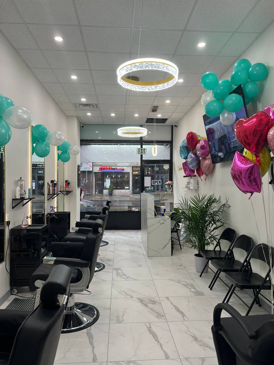 K&T Cuts Salon - Фото 4