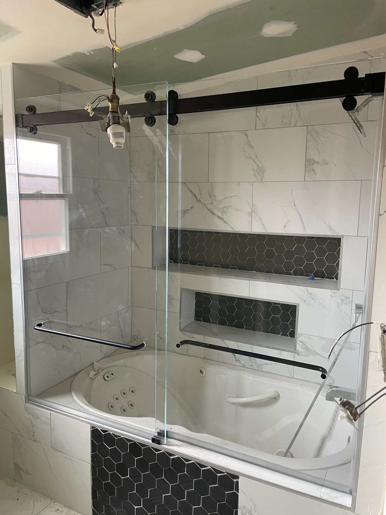 PIV Services | Shower and Glass Installation | Mirror - Фото 5