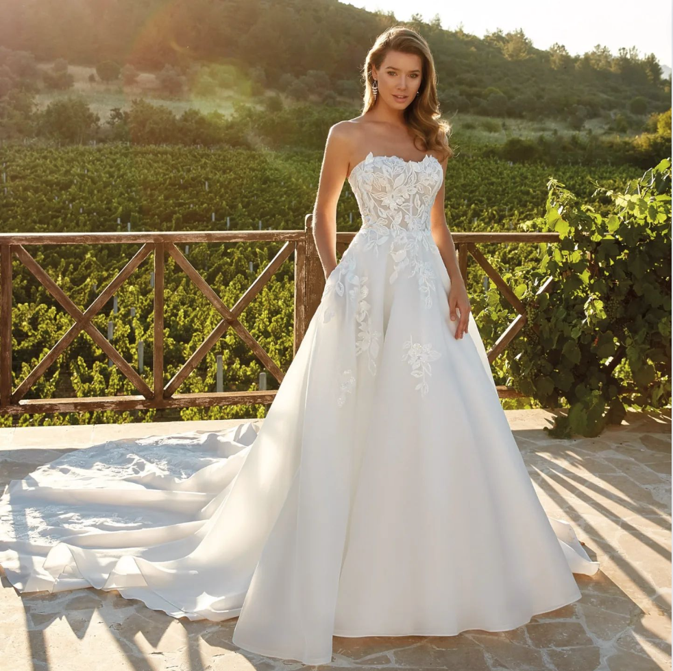 Love Story Bridal - Zdjęcie 6
