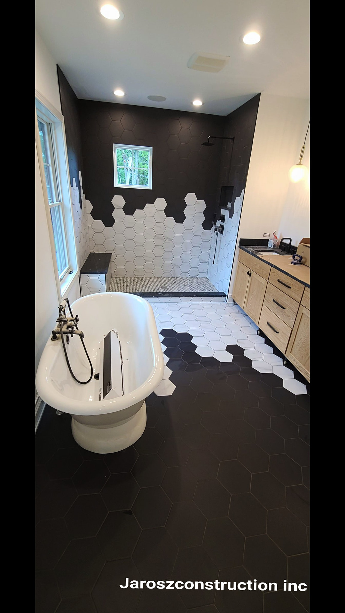 Jarosz Construction Inc - Tiles and Stone - Zdjęcie 2