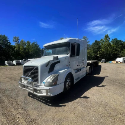 photo-prodaetsya-2015-volvovnl-ruchnaya