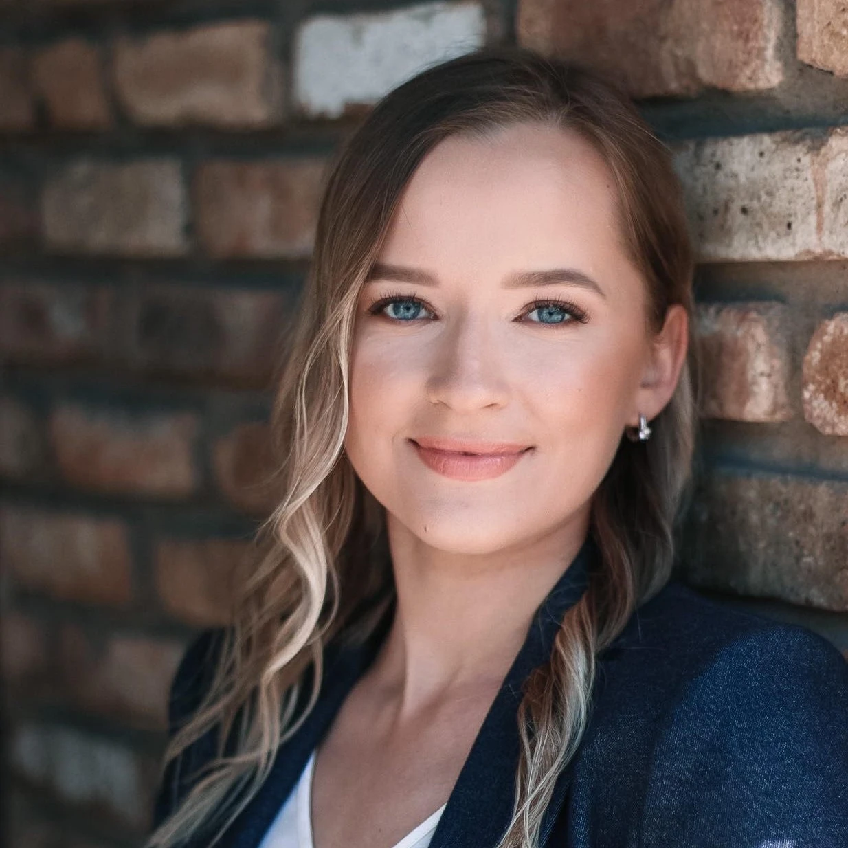 Ewelina Kmin-Suchecka, Realtor