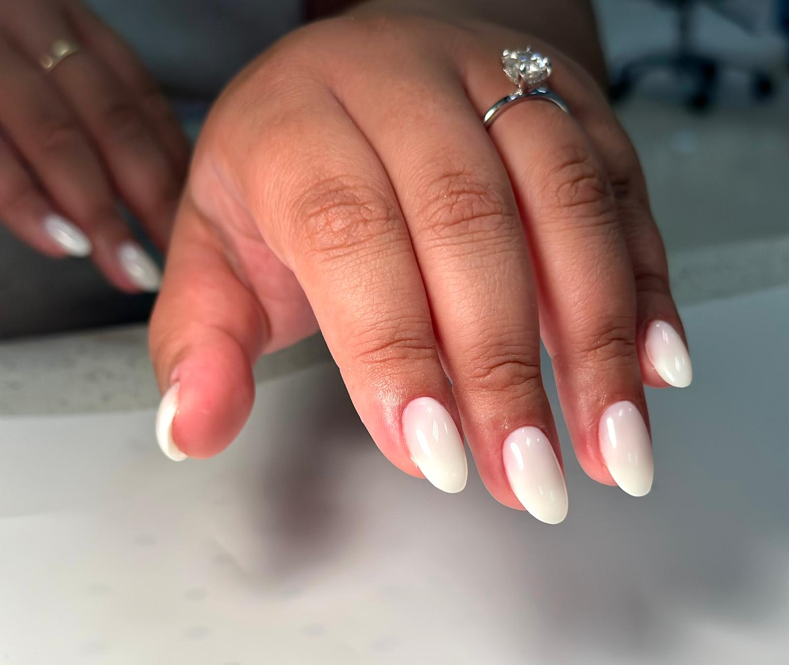 E&G Nail Salon - изысканный маникюрный салон, расположенный в Naperville, IL - Фото 4