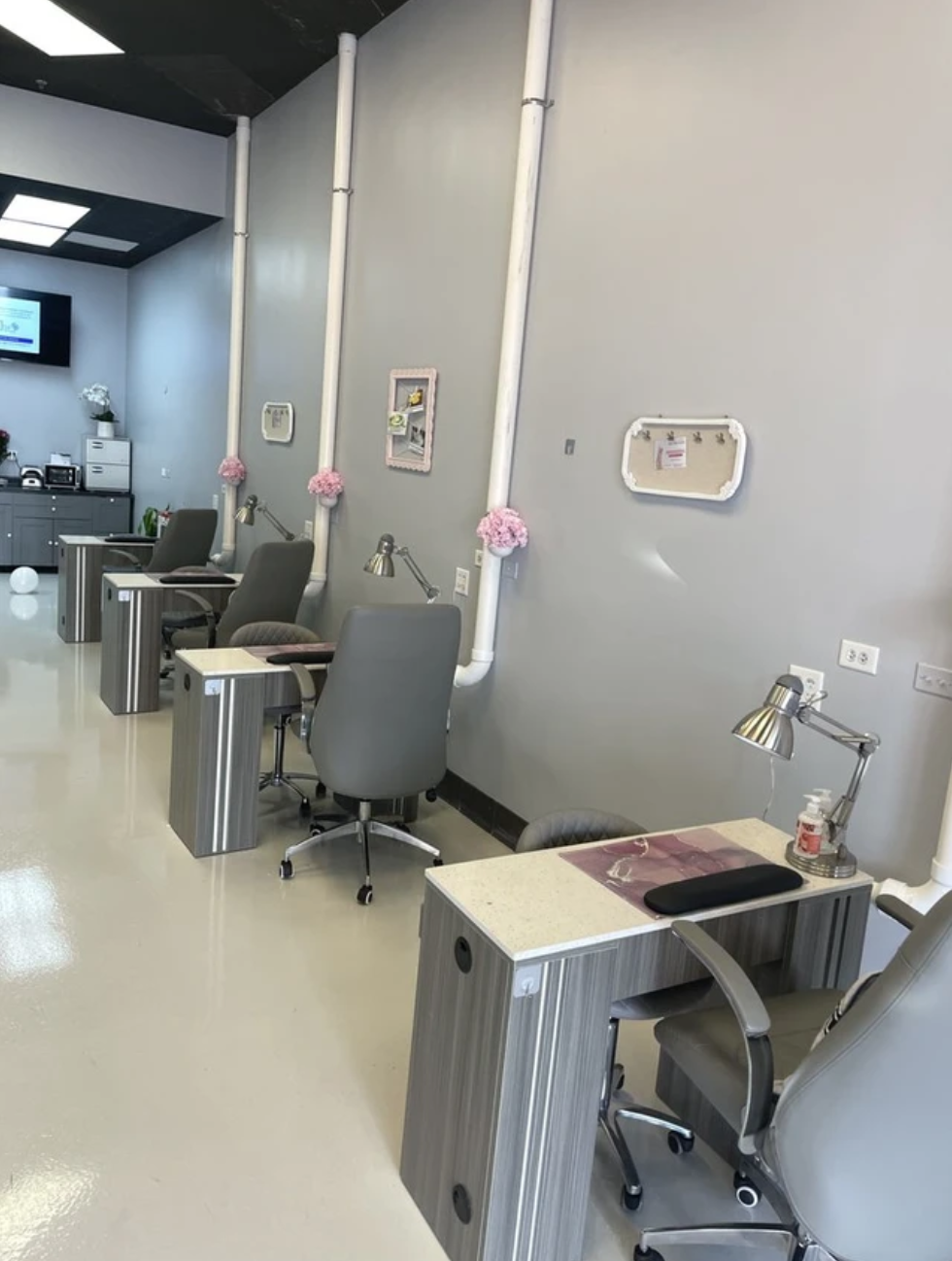 E&G Nail Salon - изысканный маникюрный салон, расположенный в Naperville, IL - Фото 5