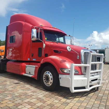 photo-2012-peterbilt-386