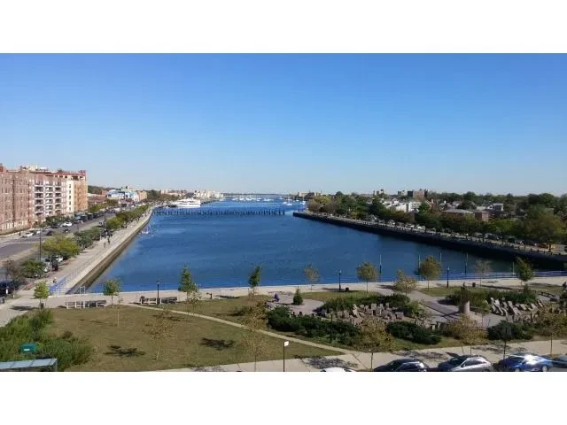 Сдается комната для девушки
