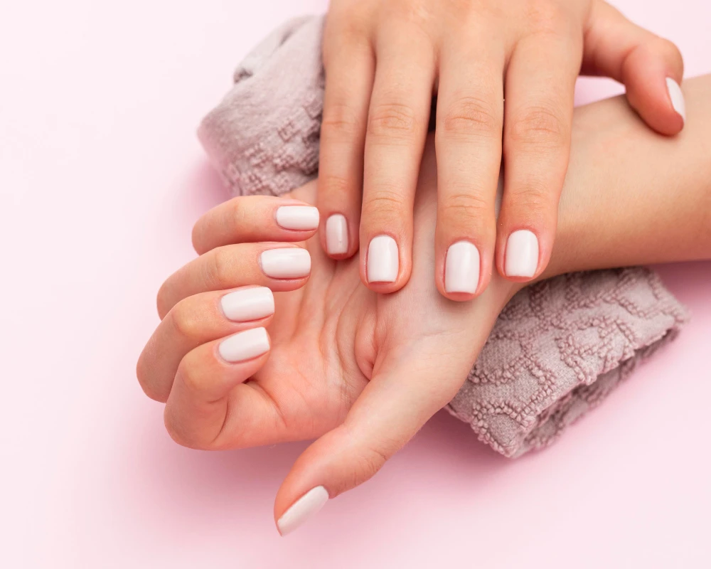 Arfenik Adyan, Nail Master
