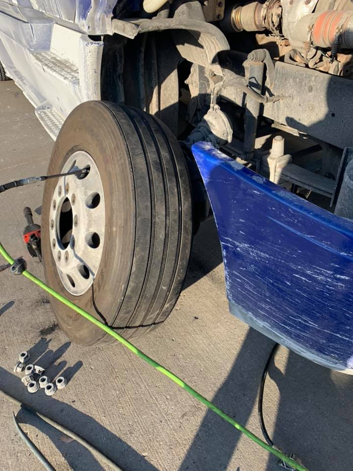 Unlimited Truck Repairs - Фото 6