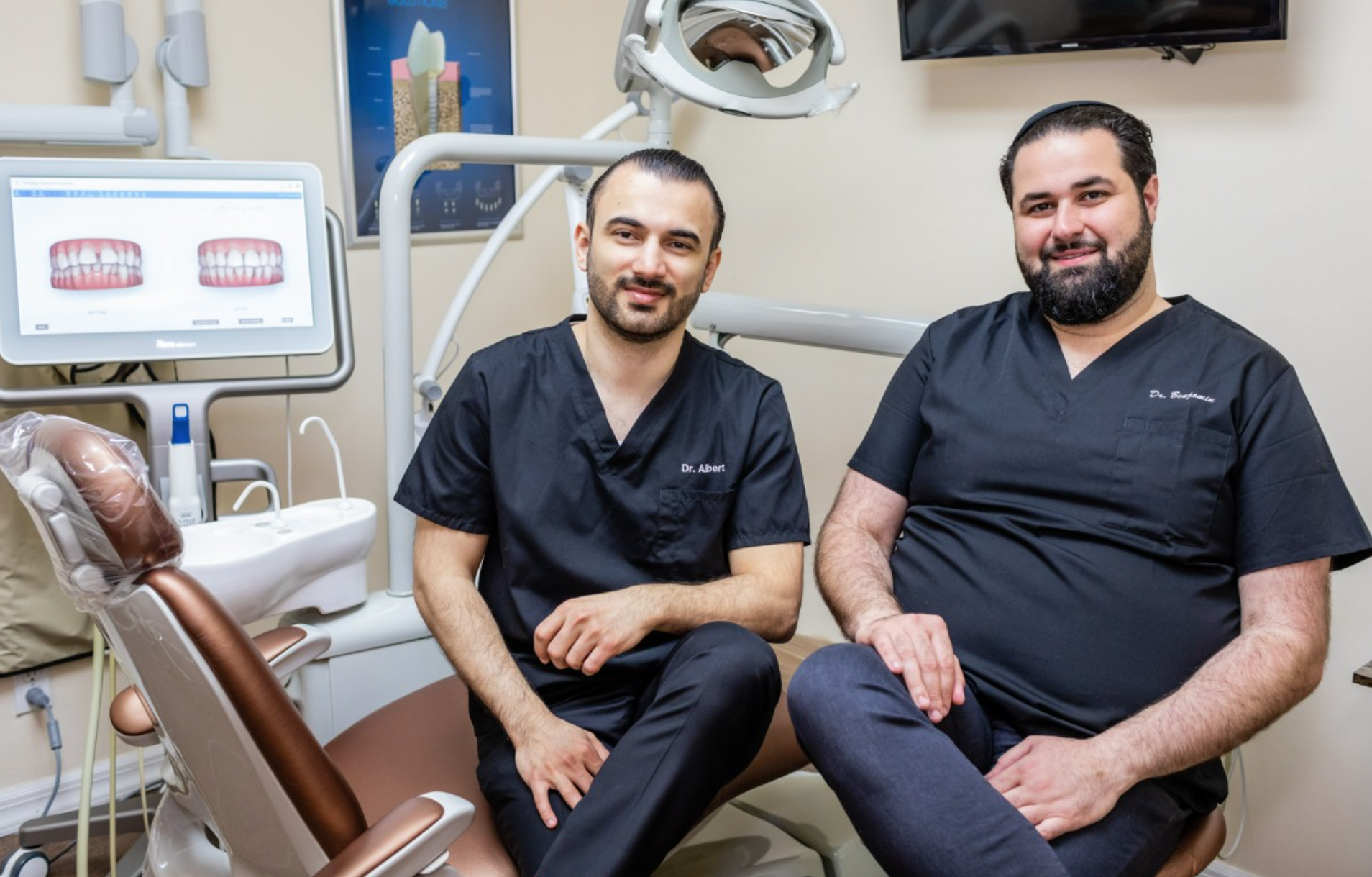 Complete Smiles Dental, Лечение Зубов - Отбеливание - Импланты - Ортодонтия - Бесплатная Диагностика - Фото 3