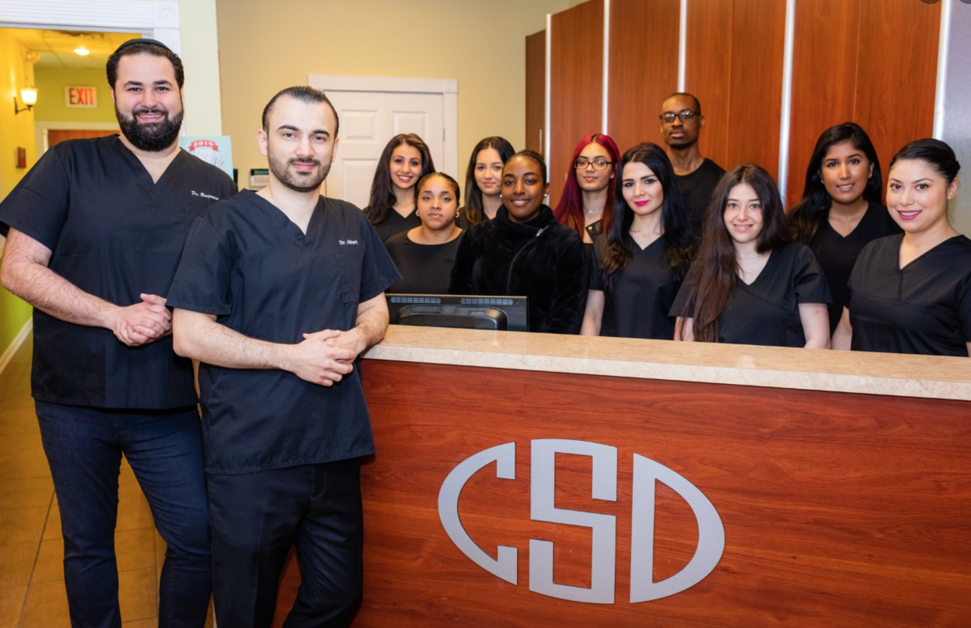 Complete Smiles Dental, Лечение Зубов - Отбеливание - Импланты - Ортодонтия - Бесплатная Диагностика - Фото 5