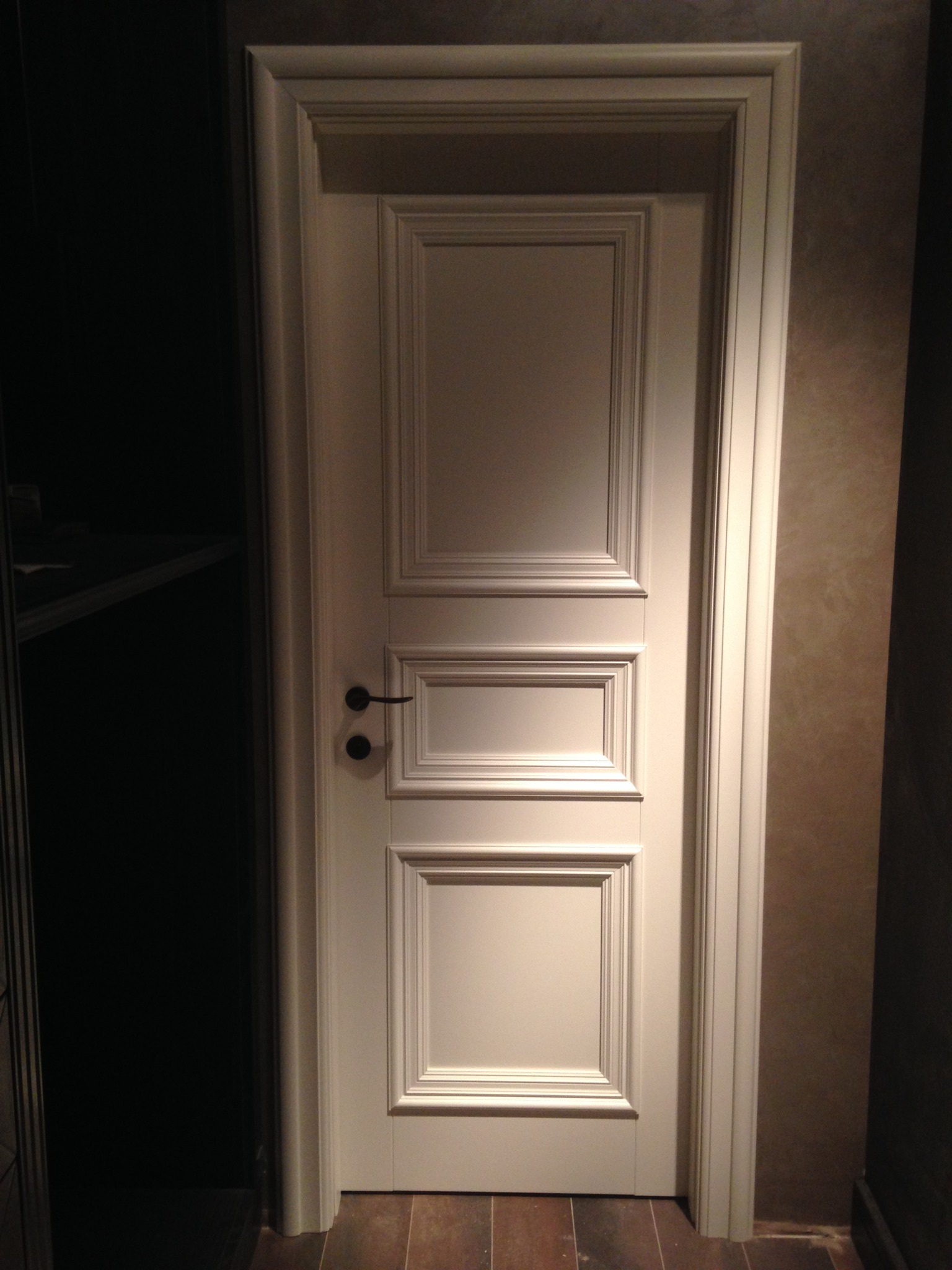 Deribas Сonstruction, Installation of Doors - Фотографія 3