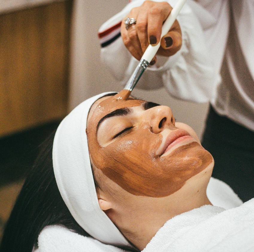 Esthetician Facial and Skin Care Specialist - Фото 4