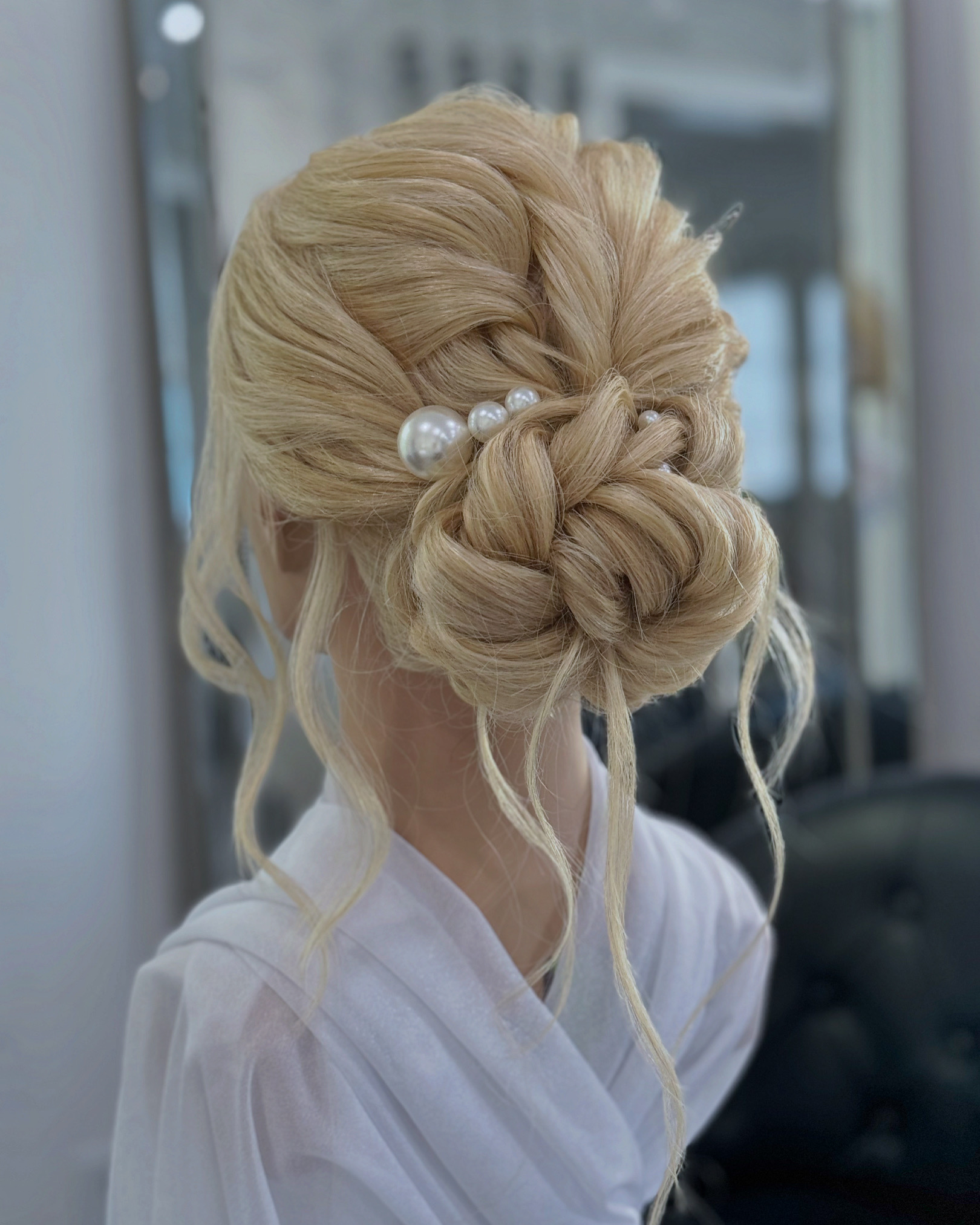 Anna | Makeup Artist | Hairstylist | Los Angeles - Фото 17