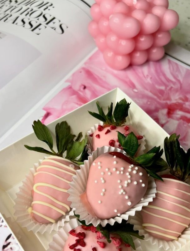 Alina - Strawberry in Chocolate - Фото 3