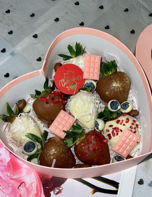 Alina - Strawberry in Chocolate - Фото 6