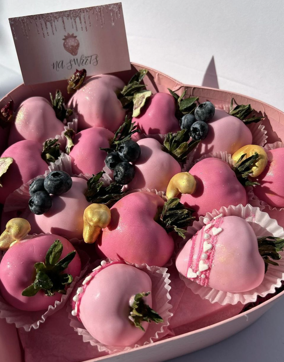 Anush, Strawberries by NA Sweets - Фото 5